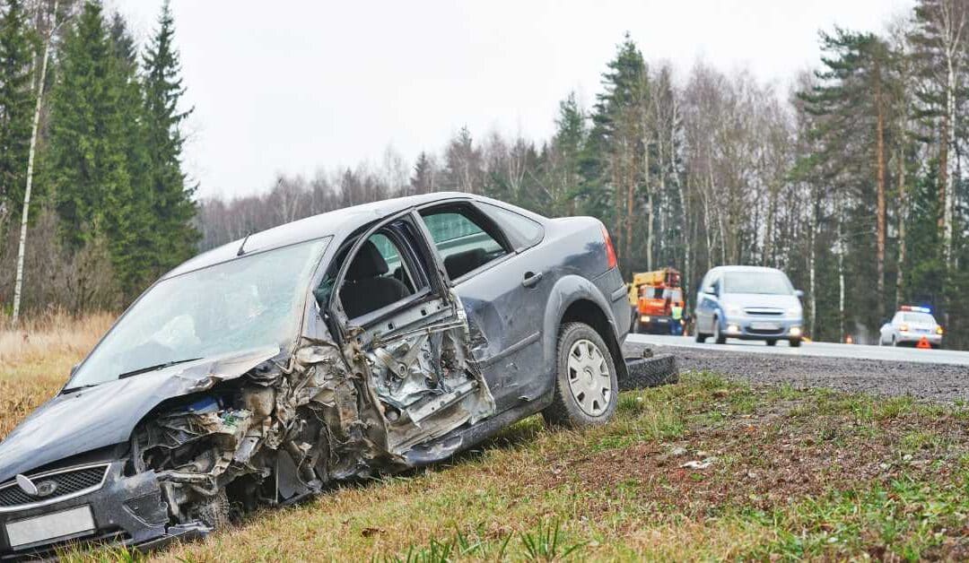 Minor injuries in Gary auto accident