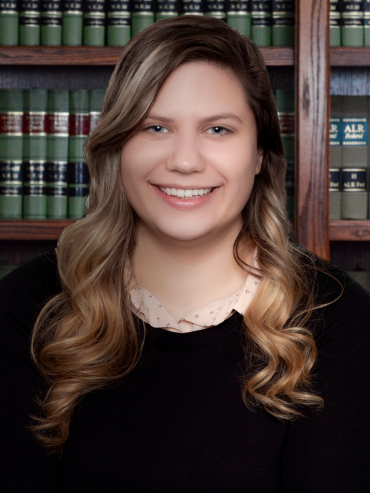 Madison Zielisnki - Paralegal